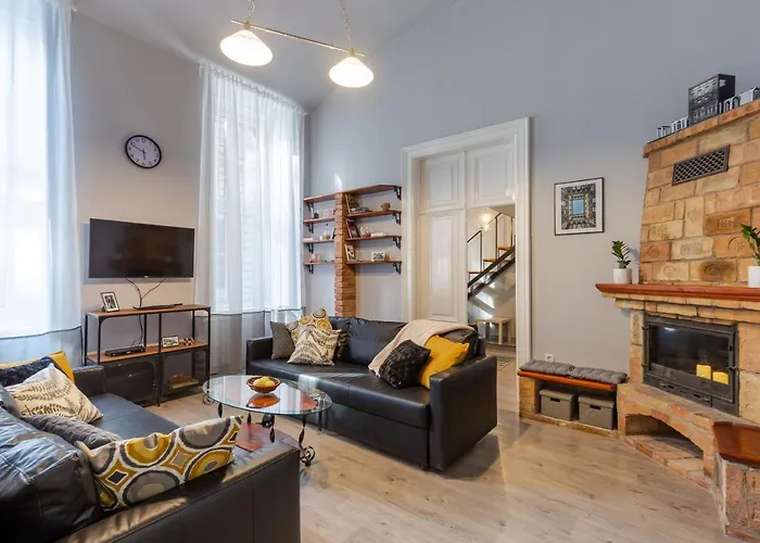 Astoria Heritage Suites